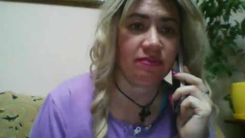 Snapshot of claireshannon chatting on 01-13-26, 03:17 ClaireShannon online show from 01-13-26, 03:17