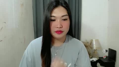 CLAIRE online show from 10-04-25, 07:17