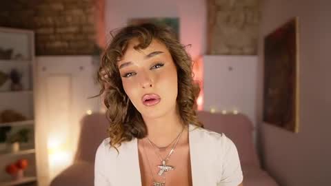 Clara smile online show from 02-25-25, 01:20