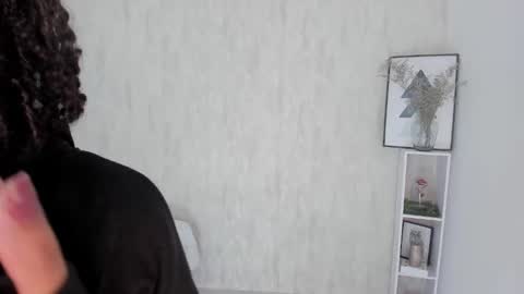 Clara  online show from 12-26-24, 07:24