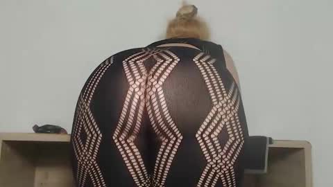 Clara online show from 03-01-26, 01:13