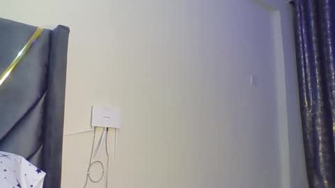 clara11 online show from 02-08-26, 10:02