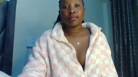 clara11 online show from 02-25-26, 02:10