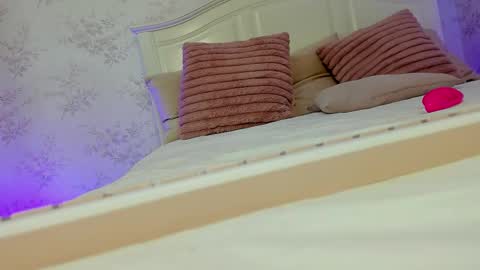 ClaraHazel online show from 11-03-25, 03:52