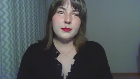 Snapshot of claralovely chatting on 06-12-26, 07:02 Clara online show from 06-12-26, 07:02