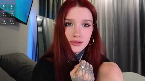 Sophie online show from 02-21-26, 03:07