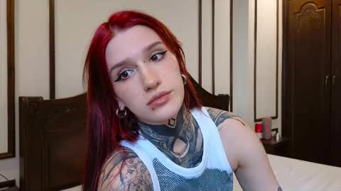 Sophie online show from 04-19-26, 05:29