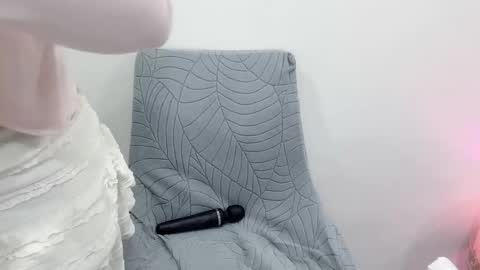 Clari online show from 11-03-25, 01:23