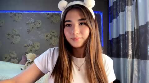 Yuna online show from 11-29-25, 12:08