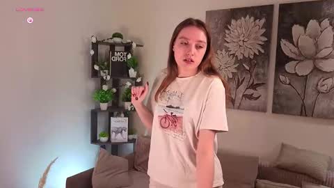 Snapshot of claribelpastano chatting on 02-16-26, 01:13 Lora online show from 02-16-26, 01:13