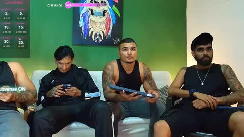 Juanpaindependent model online show from 11-07-25, 02:22