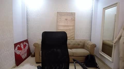Snapshot of clarkslade chatting on 10-14-25, 10:05 ClarkSlade online show from 10-14-25, 10:05