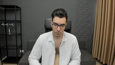 Snapshot of clarkslade chatting on 10-16-25, 10:27 ClarkSlade online show from 10-16-25, 10:27