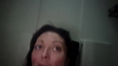Snapshot of clarnbear chatting on 07-05-26, 07:21 clarnbear online show from 07-05-26, 07:21