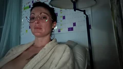 Snapshot of clarnbear chatting on 07-19-26, 02:04 clarnbear online show from 07-19-26, 02:04