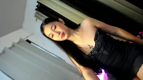 Snapshot of classy_mikah chatting on 02-12-25, 03:51 MIKAY OR MIKAH online show from 02-12-25, 03:51