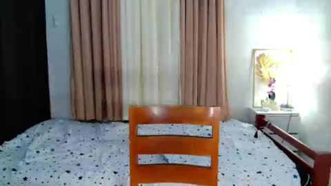 Snapshot of classy_sassy18 chatting on 06-12-26, 01:54 Sassy online show from 06-12-26, 01:54