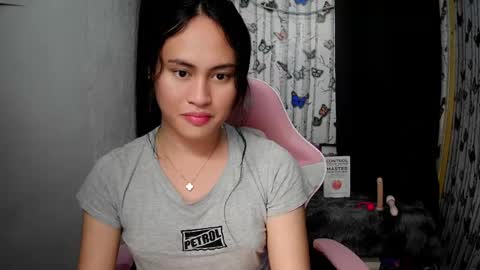 Snapshot of classy_sassy18 chatting on 07-21-26, 06:32 Sassy online show from 07-21-26, 06:32