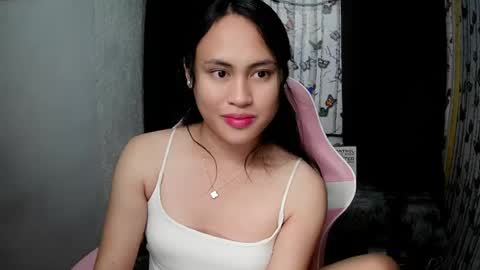 Snapshot of classy_sassy18 chatting on 07-23-26, 08:34 Sassy online show from 07-23-26, 08:34