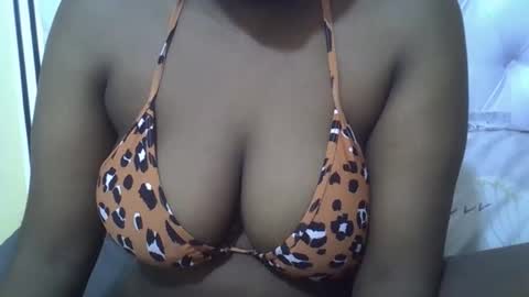 classy_zoey online show from 10-08-25, 08:12