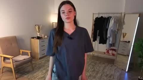 Snapshot of claudinedates chatting on 02-09-26, 01:09 Lei your Angel online show from 02-09-26, 01:09