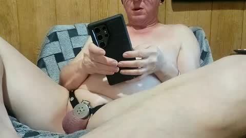 Snapshot of claygilmeriii chatting on 12-28-24, 08:36 Clay online show from 12-28-24, 08:36