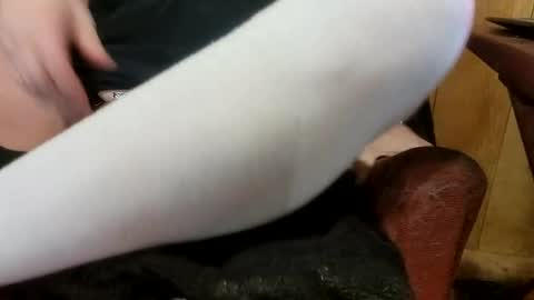 Snapshot of claygilmeriii chatting on 02-22-25, 08:20 Clay online show from 02-22-25, 08:20