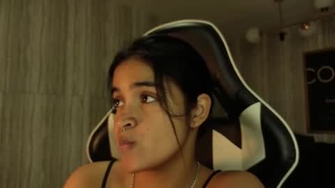 Clementine online show from 11-19-25, 01:00