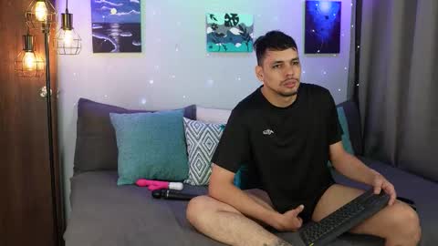 Girl Juliana and Federico online show from 10-04-25, 04:43