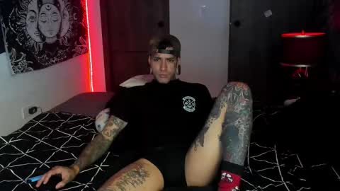 cleo y maikol online show from 11-14-25, 08:35