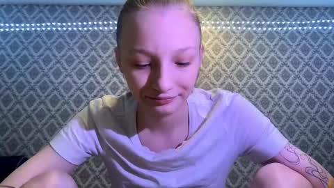 Cleo online show from 12-16-25, 05:29