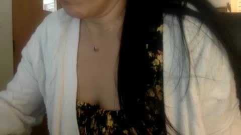 Snapshot of cleverlittleminx chatting on 01-10-25, 08:48 Cleverlittleminx online show from 01-10-25, 08:48