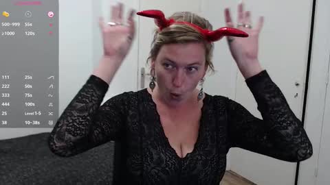 Syl  online show from 10-03-25, 10:12