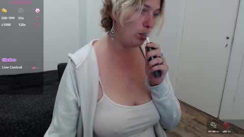 Syl  online show from 10-08-25, 01:31