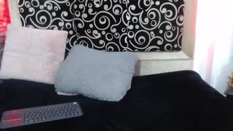 cloe66 online show from 01-10-25, 04:51