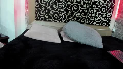 cloe66 online show from 02-19-25, 08:41