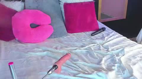 Cloe Bridgee online show from 12-20-25, 03:57