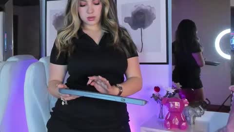 cloeecoopererer online show from 02-18-26, 11:50