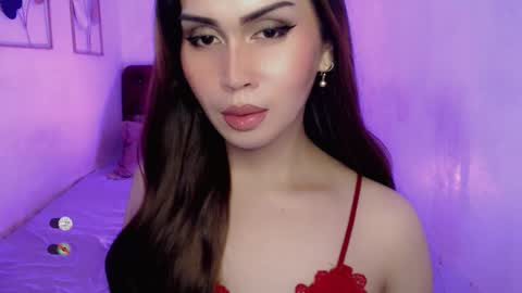 Snapshot of cloudia_babe chatting on 02-25-26, 12:37 Cloudia babe69 online show from 02-25-26, 12:37