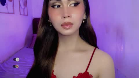 Snapshot of cloudia_babe chatting on 02-27-26, 04:34 Cloudia babe69 online show from 02-27-26, 04:34