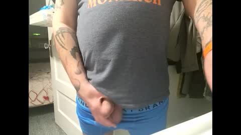 Snapshot of cloudydadnsa chatting on 02-23-25, 10:17 Dad online show from 02-23-25, 10:17