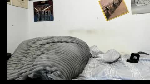 Snapshot of cloudyystarr666 chatting on 10-09-25, 06:50 cloudyystarr666 online show from 10-09-25, 06:50