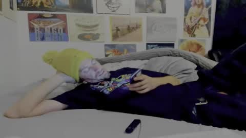 cloudyystarr666 online show from 01-09-26, 12:30