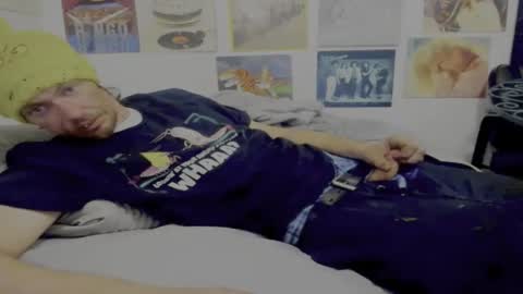 cloudyystarr666 online show from 01-12-26, 04:29