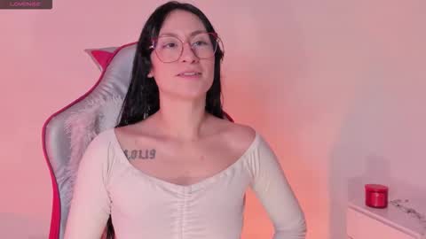 Chloe  online show from 11-08-25, 02:56