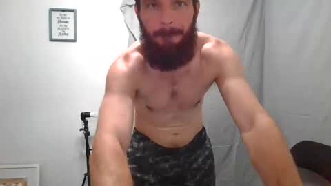 Snapshot of clubb86 chatting on 02-22-26, 11:42 Maxxdieselx69 online show from 02-22-26, 11:42