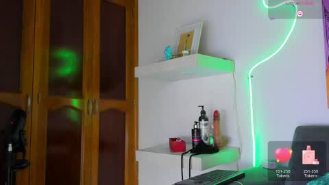 cmila0713 online show from 04-23-26, 12:23