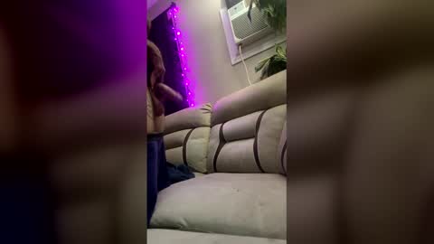 Snapshot of cmwawesome chatting on 02-11-26, 03:33 Monster420 online show from 02-11-26, 03:33