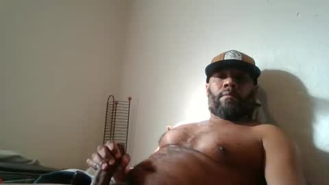 Snapshot of cockslanger39 chatting on 02-25-25, 02:54 Cockslanger39 online show from 02-25-25, 02:54