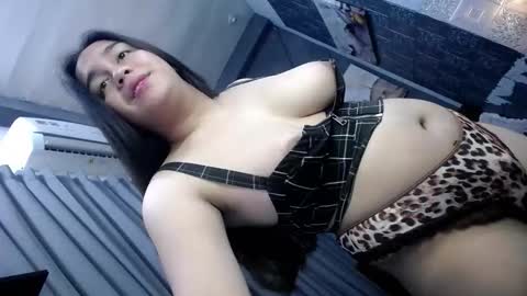 Snapshot of cocky_samantha chatting on 09-18-25, 03:41 Samantha samm online show from 09-18-25, 03:41